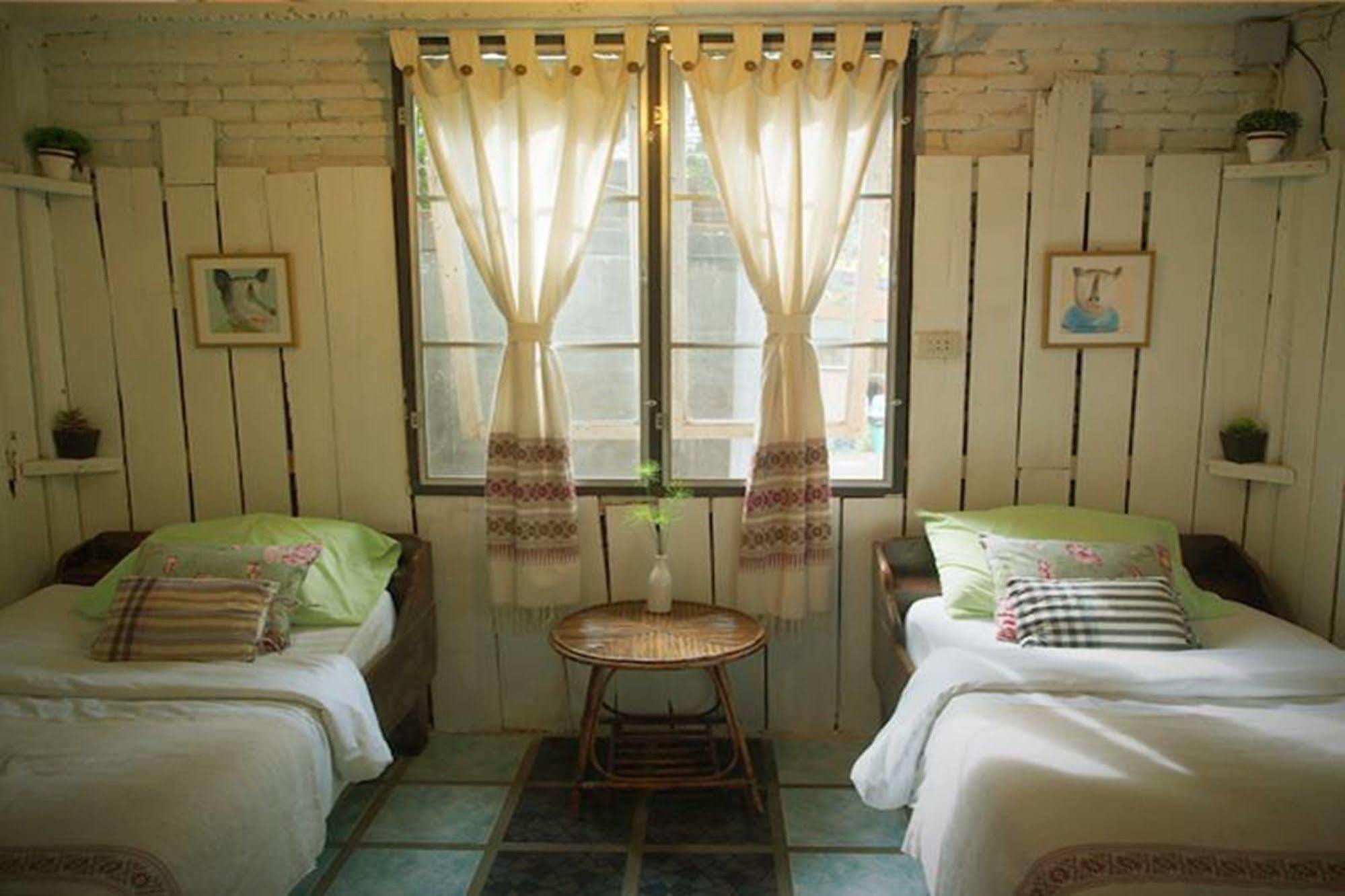 Srinual Lodge Nan Εξωτερικό φωτογραφία
