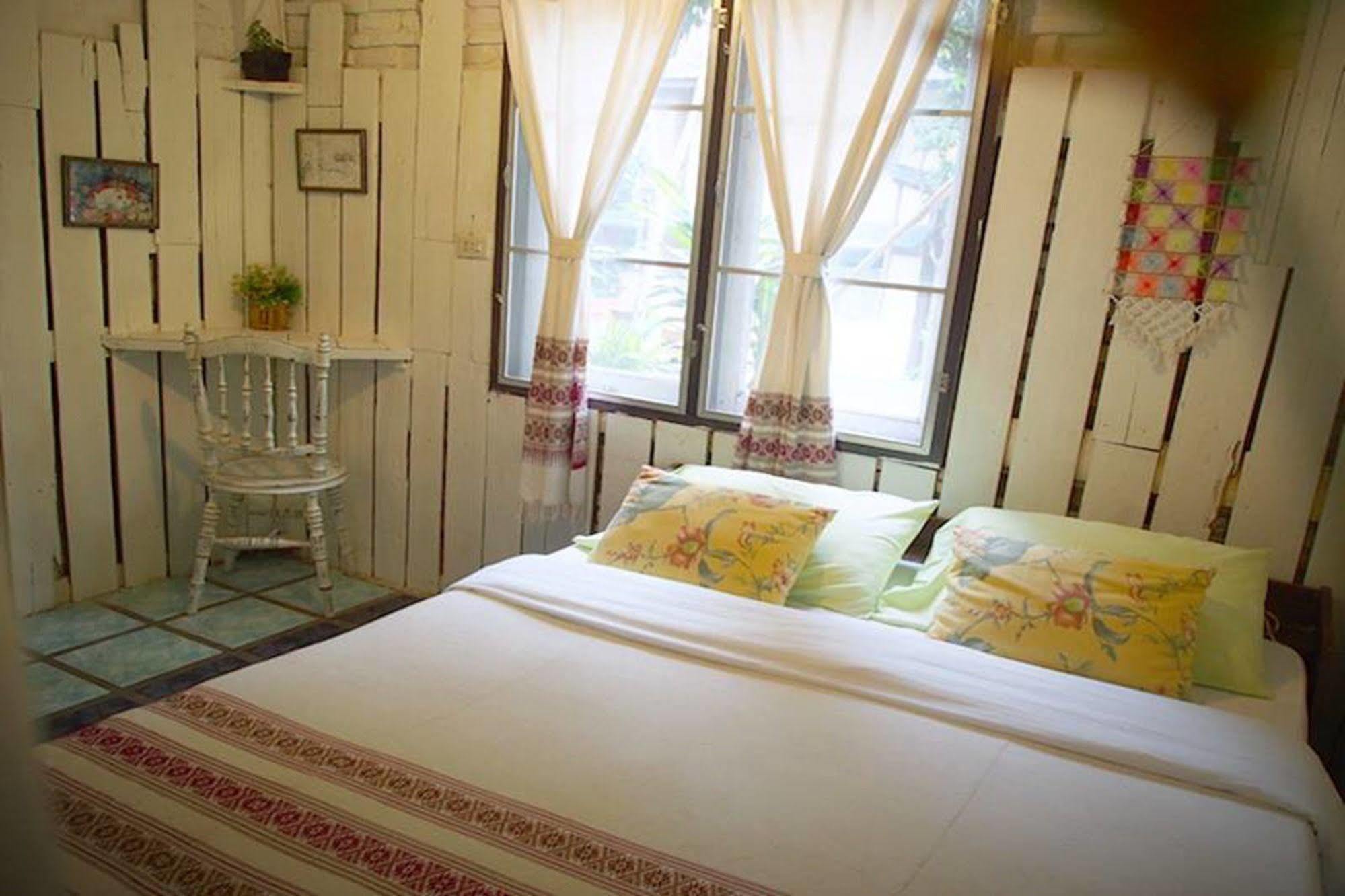 Srinual Lodge Nan Εξωτερικό φωτογραφία